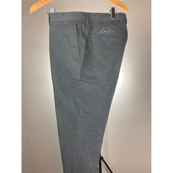 $695.00 Salvatore Ferragamo Gray Mens Dress Pants 34 w